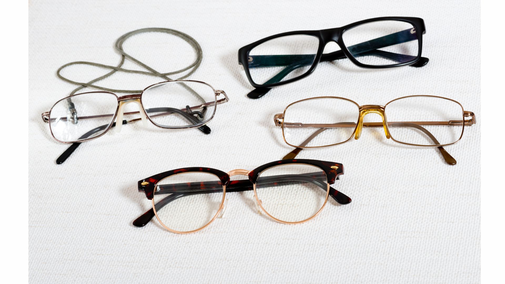 子どもの目は誕生してから成長します